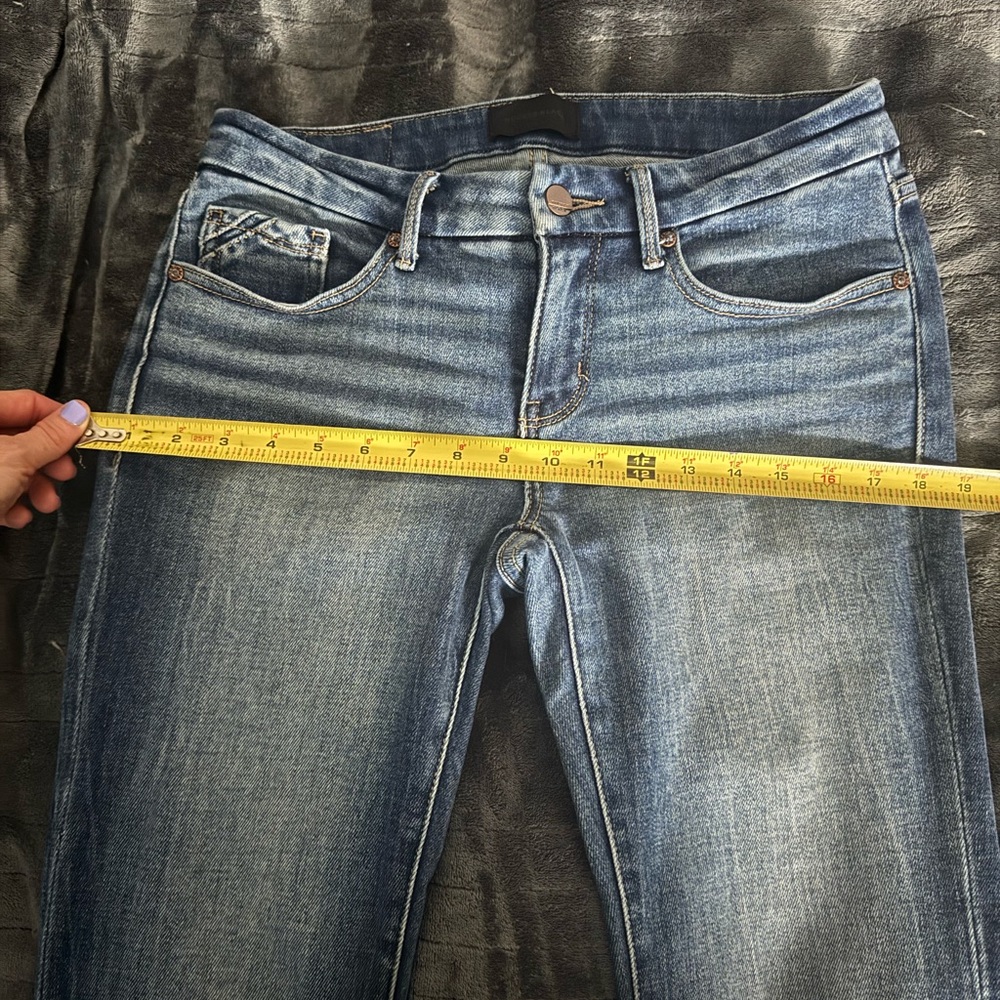 NWOT Buckle Lowrise Bootcut Jeans - Picture 4 of 10